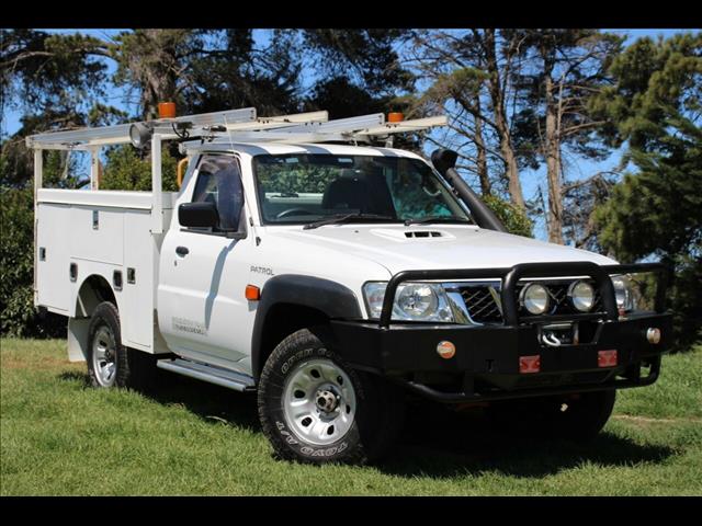 2012 Nissan Patrol DX Y61 GU 6 SII MY13 Cab Chassis 2012 Nissan Patrol DX Y61 GU 6 SII MY13 Cab Chassis