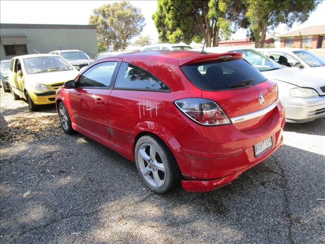 holden astra wreckers